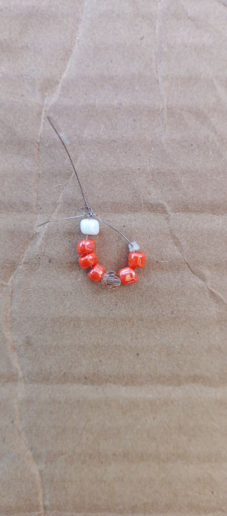 Accessories, Earring, Jewelry, Bead, Necklace, Gemstone, Ornament, Bead Necklace, Bracelet, Prayer, Prayer Beads, Crystal, Agate, Silver, Strap, Coil, Spiral, Sphere, Pearl, Collar, Pendant